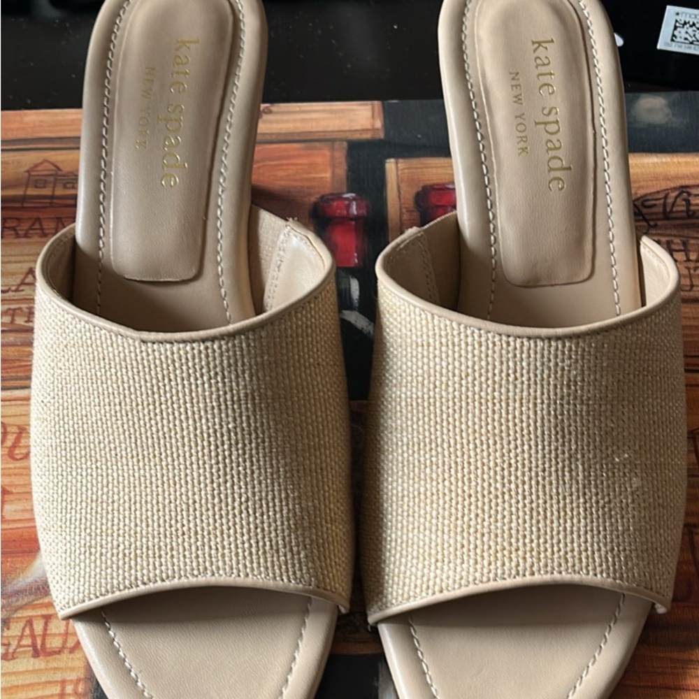Kate Spade sandals with heal with Box
